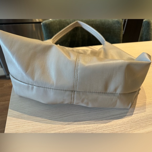 Zara Handbag - Picture 3 of 7